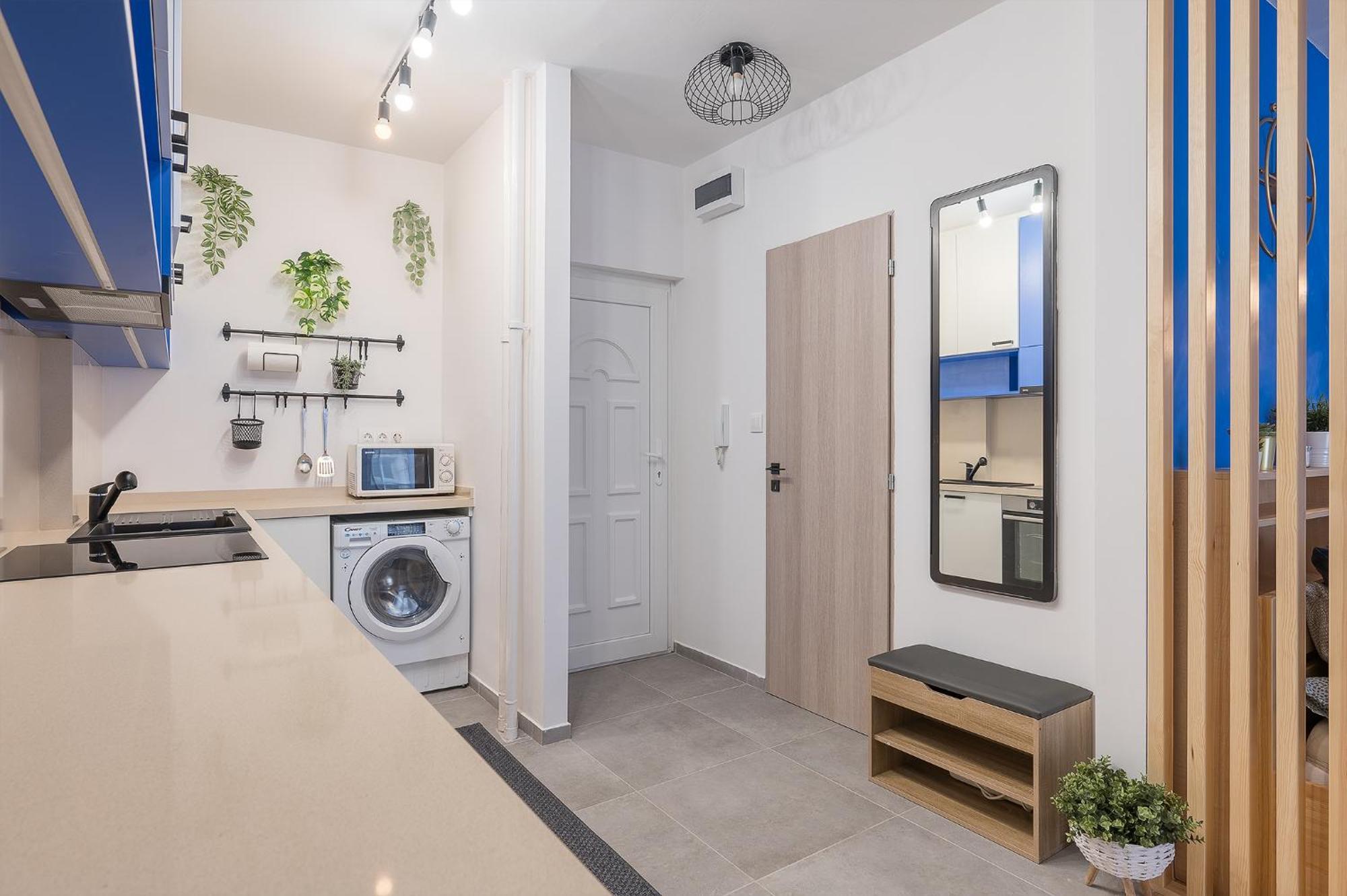 Newly Renovated!!! - Modern Apartment 10 Minutes From The Grand Boulevard Budapeste Exterior foto