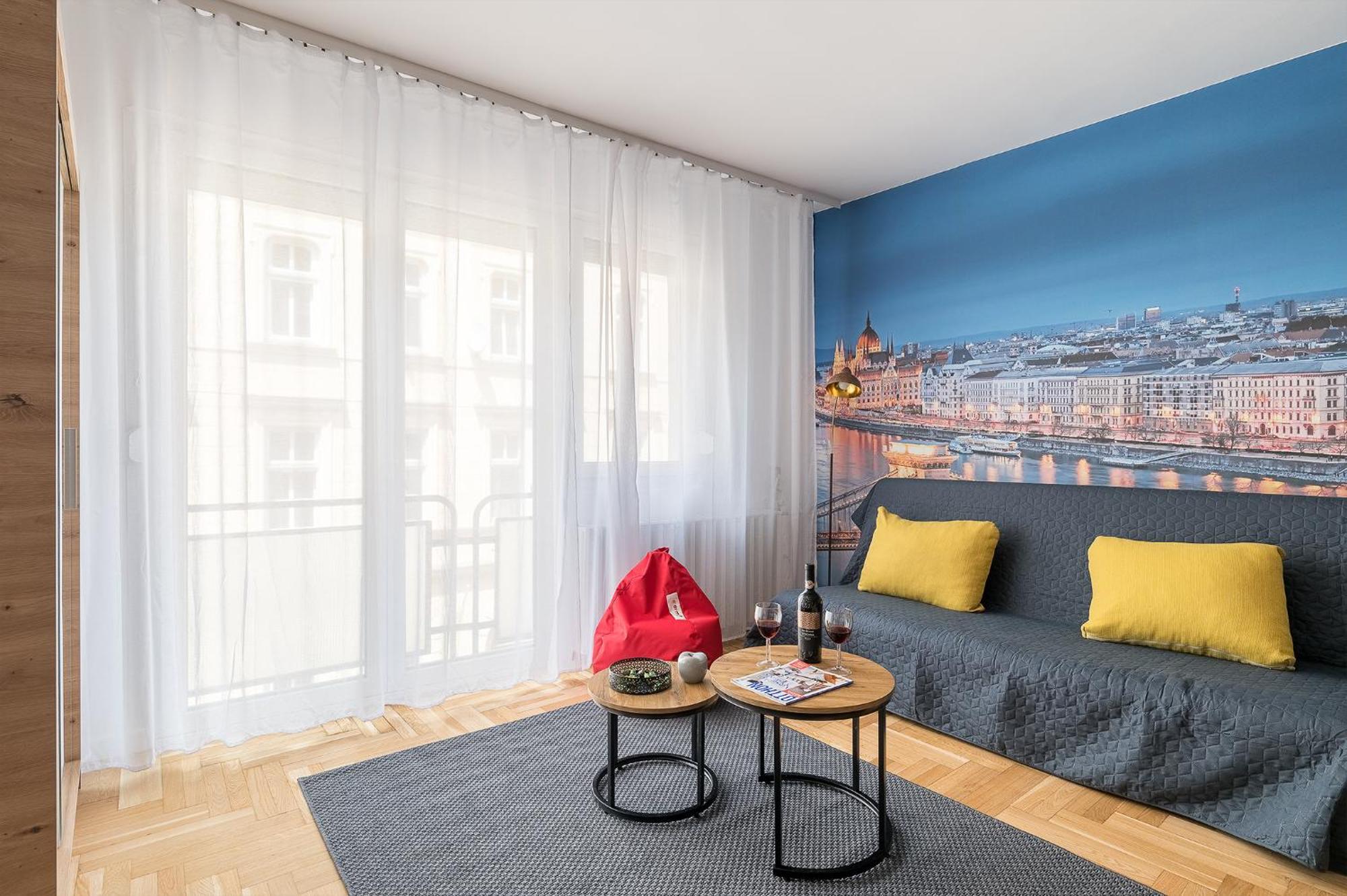 Newly Renovated!!! - Modern Apartment 10 Minutes From The Grand Boulevard Budapeste Exterior foto
